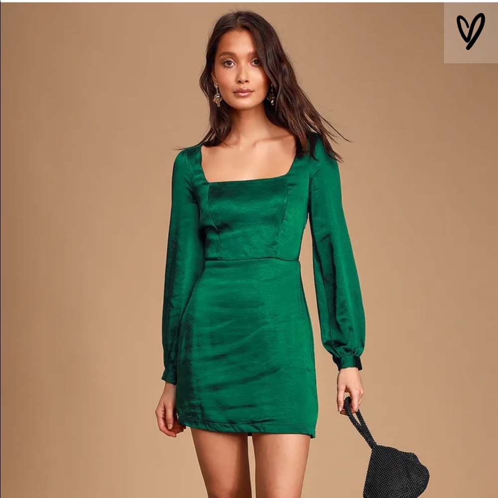 LULU’S Emerald green satin square-neck mini dress